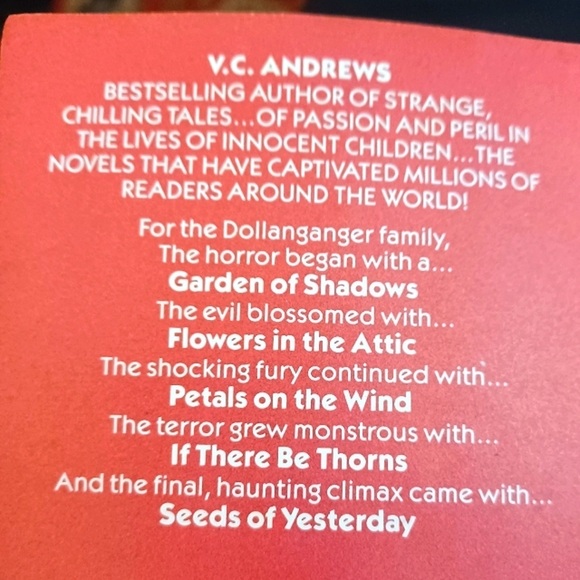 V.C ANDREWS Flowers In The Attic Series - Picture 9 of 9